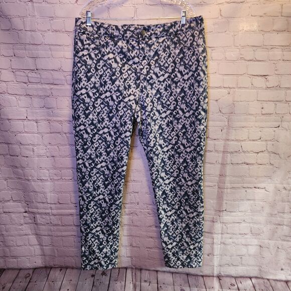 Chicos Jeggings Womens 3 (Large) Blue White Arctic Animal Print Platinum Pull-On - Picture 1 of 11